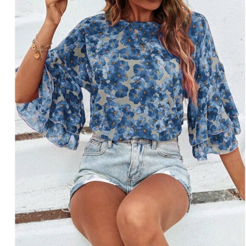 Floral Print Round Neck Flare Sleeve Blouse Blue